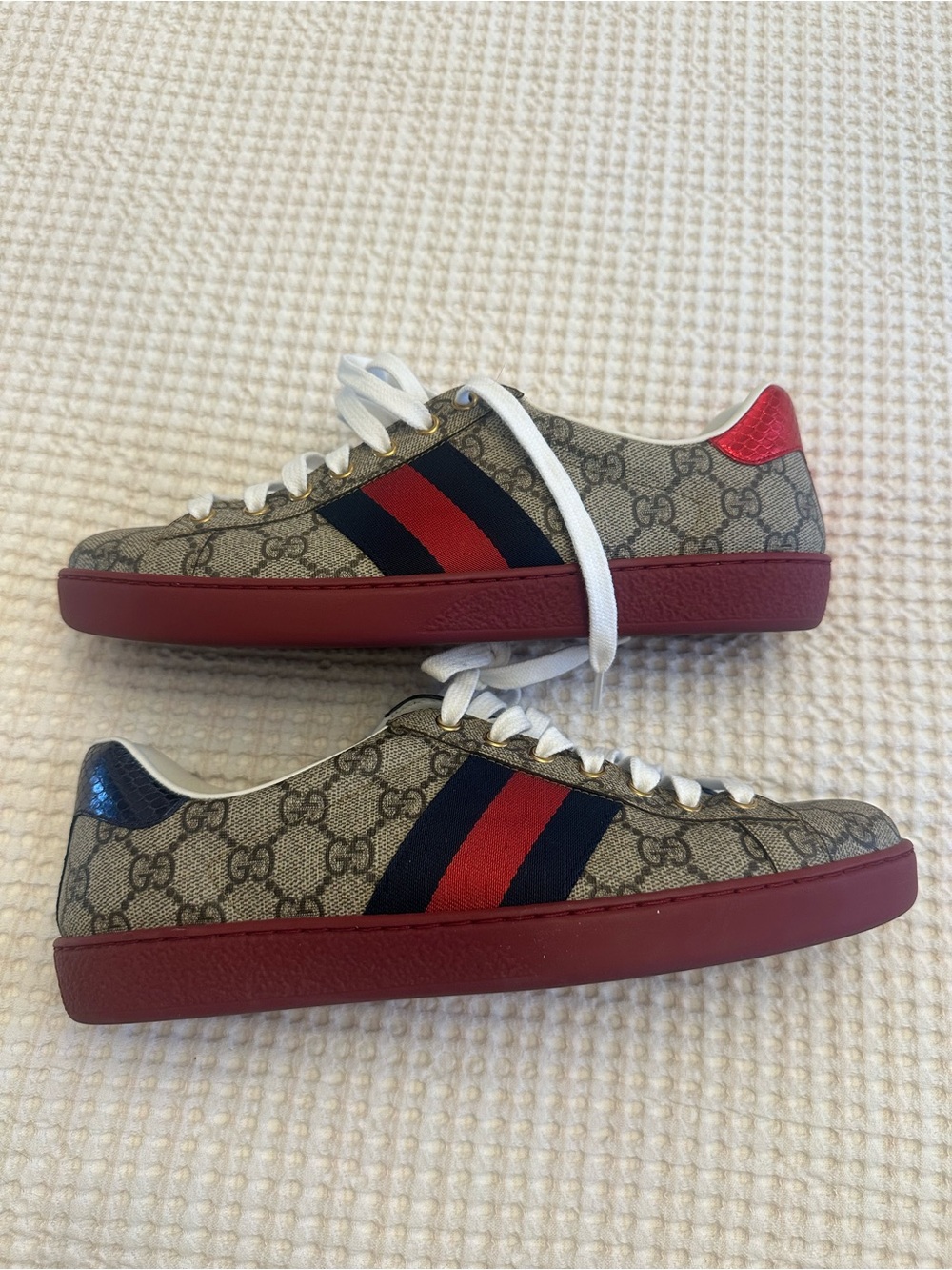 Gucci GG Supreme Low-Top Sneakers with Red/Blue Web and Red Sole